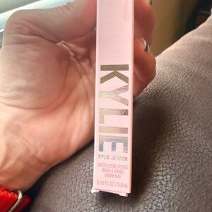 KYLIE Matte Liquid Lipstick - Kristen
